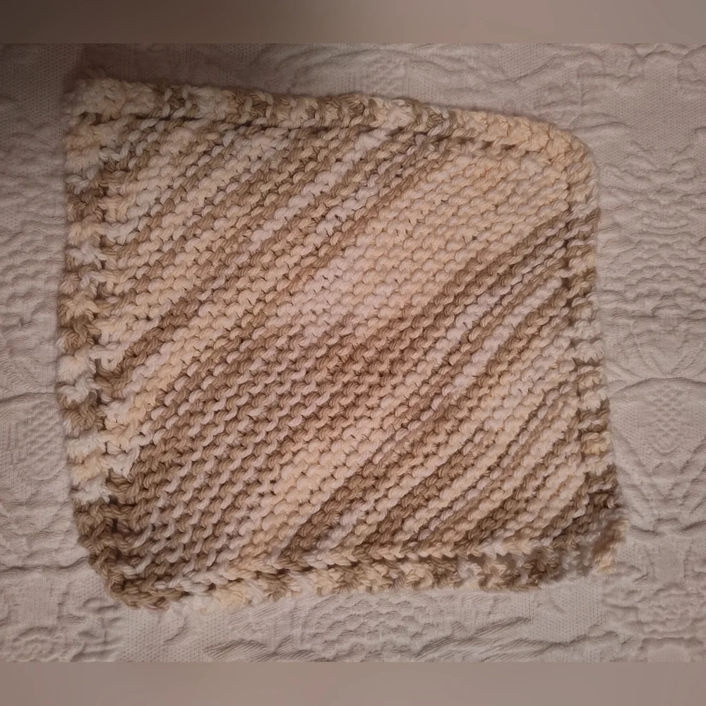 NWOT Set of 4 knitted kitchen cloths - Picture 2 of 9
